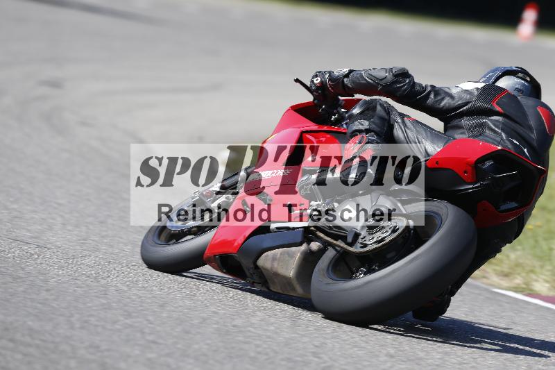/48 25.08.2025 Cornu Master School ADR/rot-rouge/106
